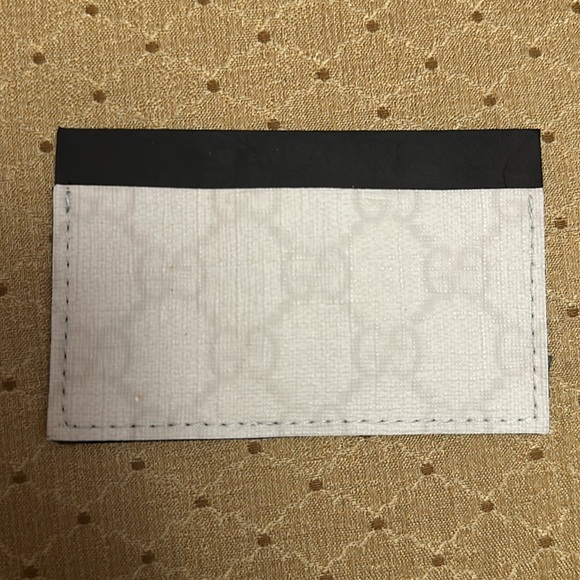 Upcycled White GG Card Holder/New - Picture 6 of 6